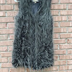 Michael Michael Kors NWOT Stylish Gray Faux Fur Vest